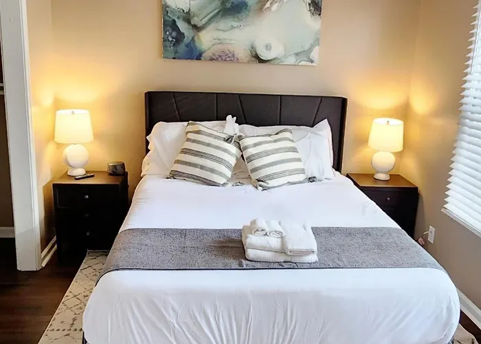 Magnolia House *
